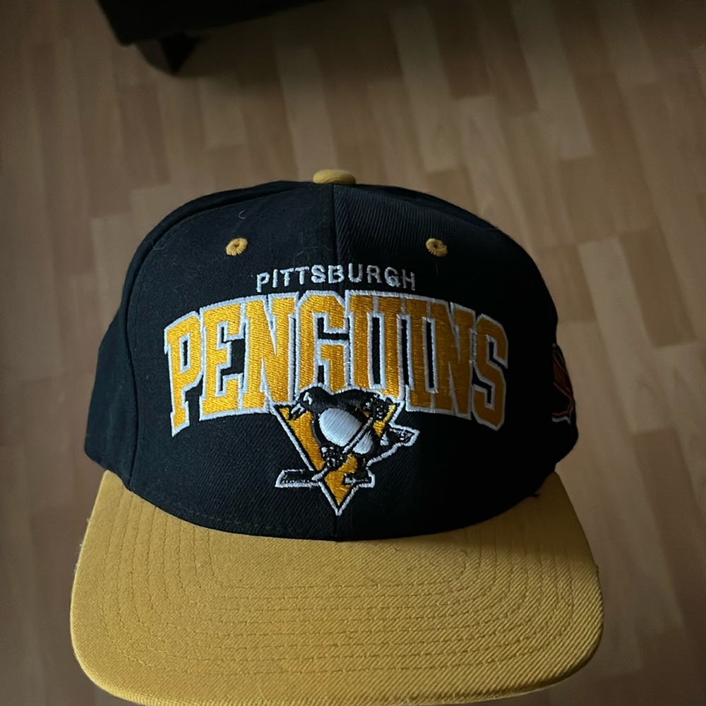 Mitchell & Ness Pittsburgh Penguins SnapBack